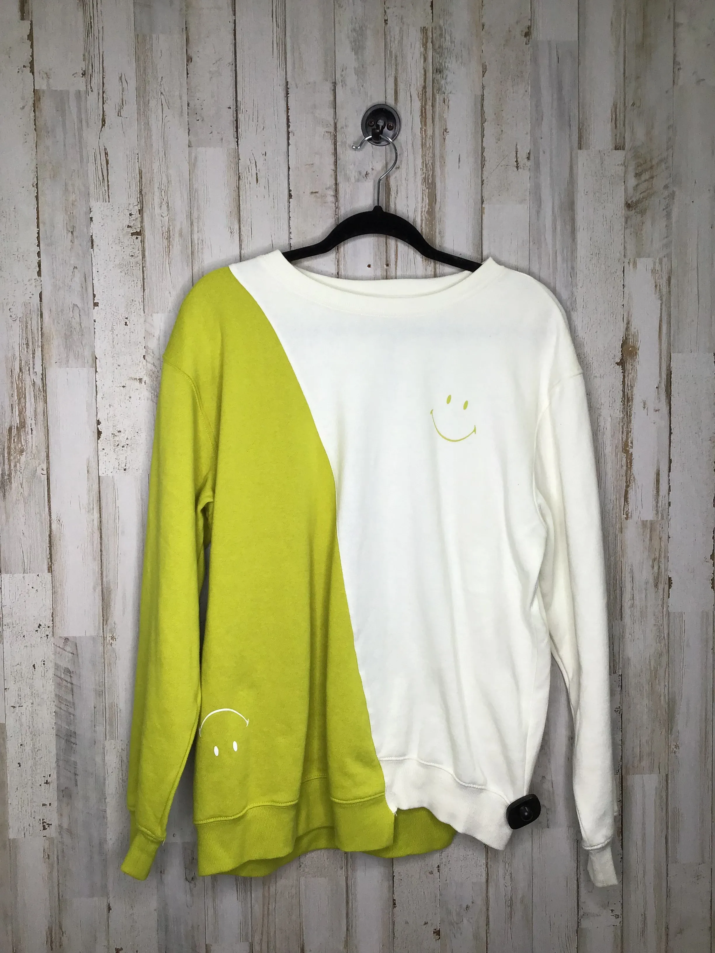 Athletic Sweatshirt Crewneck By Clothes Mentor  Size: S