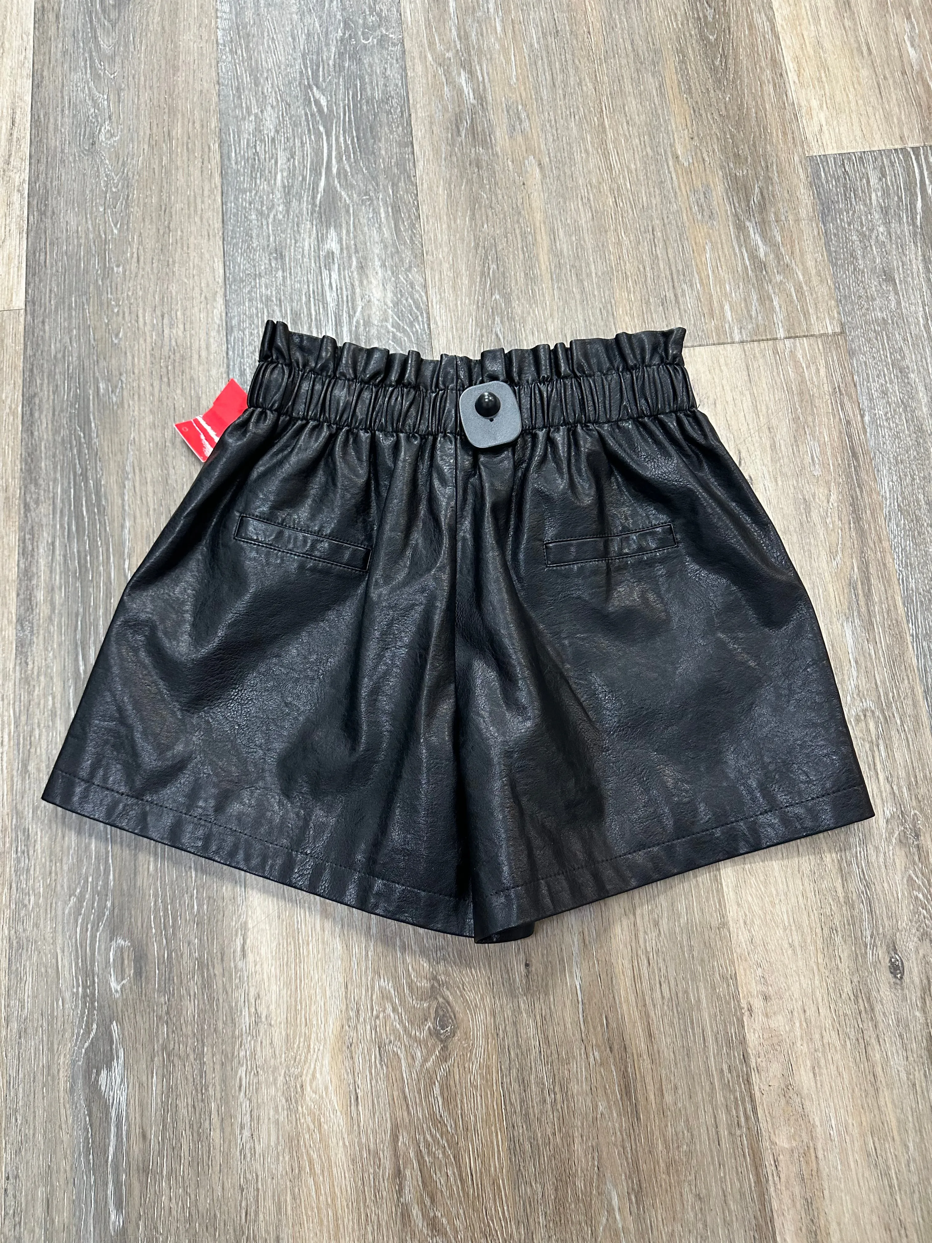 Black Shorts Clothes Mentor, Size S