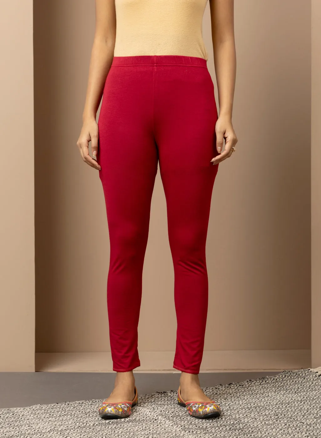 Blood Red Ankle Length Plain Legging