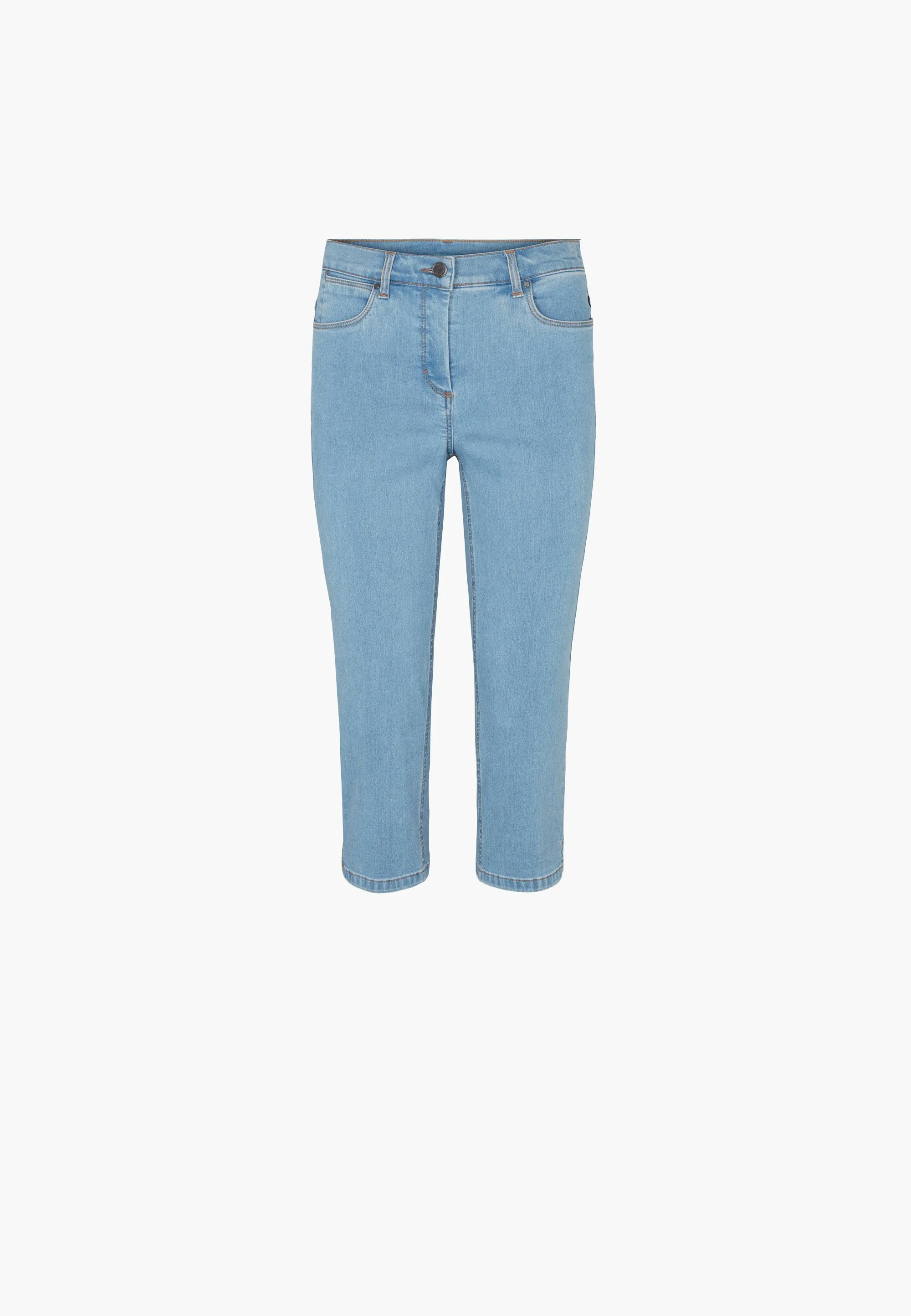 Charlotte Regular Capri Medium Length - Light Blue Denim