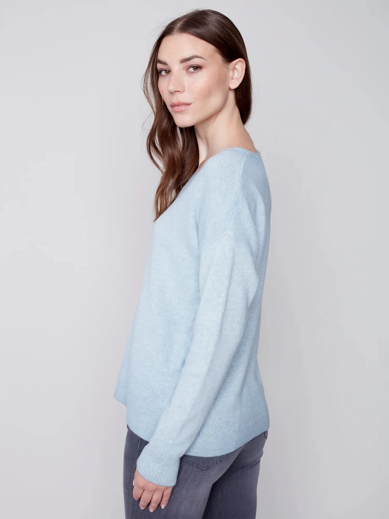 COLD DYE V-NECK SWEATER