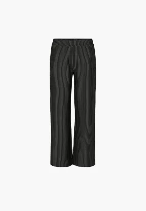 Daisy Pure Straight - Medium Length - Black Stripe Brushed