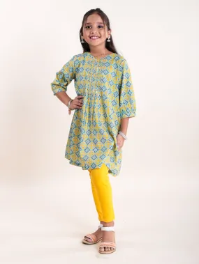 Girls Ethnic Embroidered Kurta & Solid Legging Set