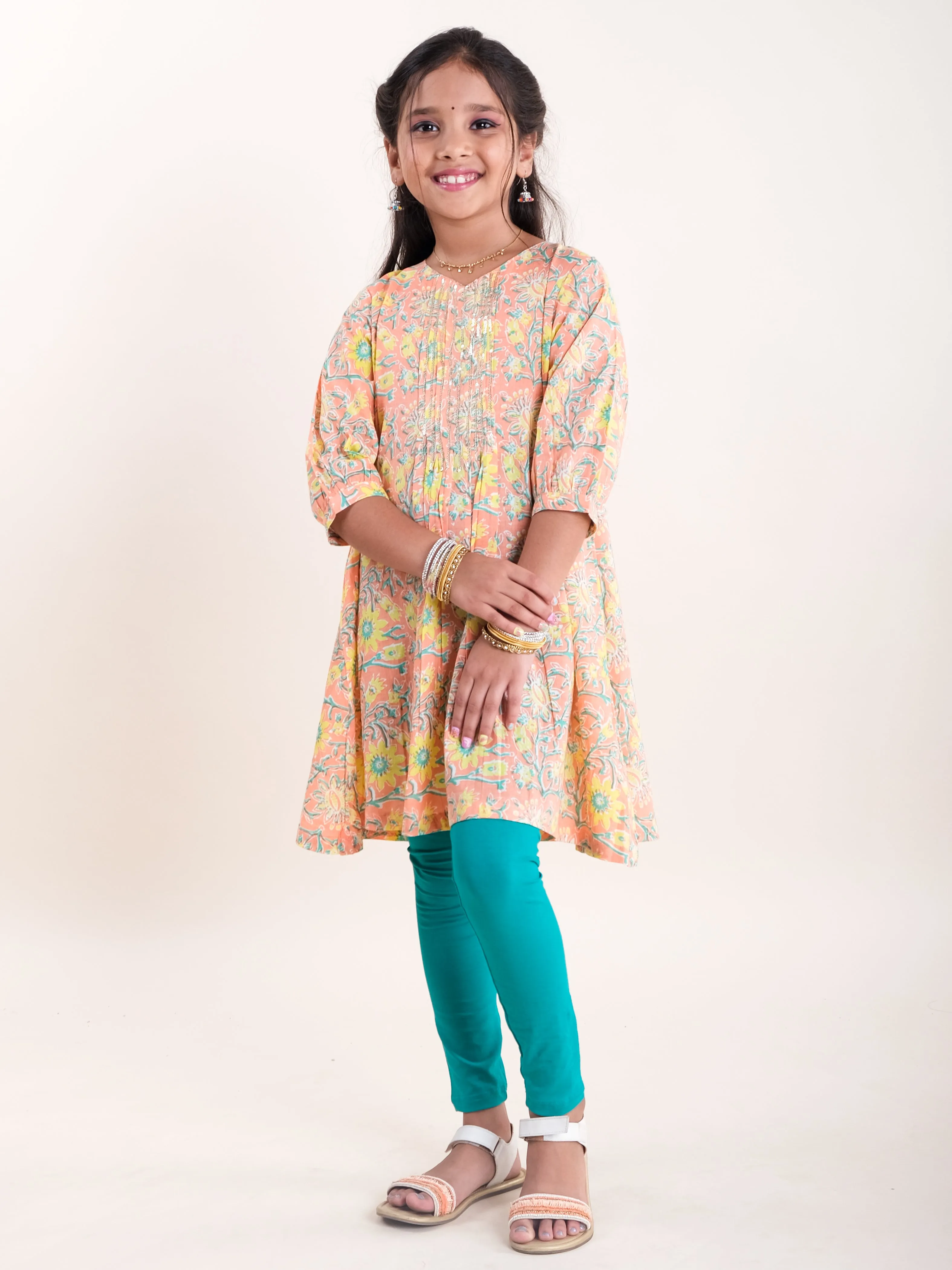 Girls Ethnic Embroidered Kurta & Solid Legging Set