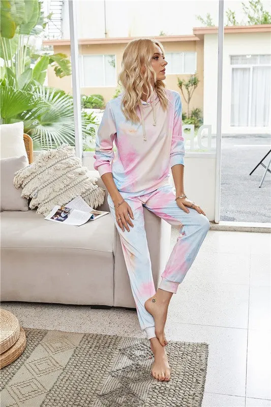 HANG AROUND TIE DYE LOUNGE SET