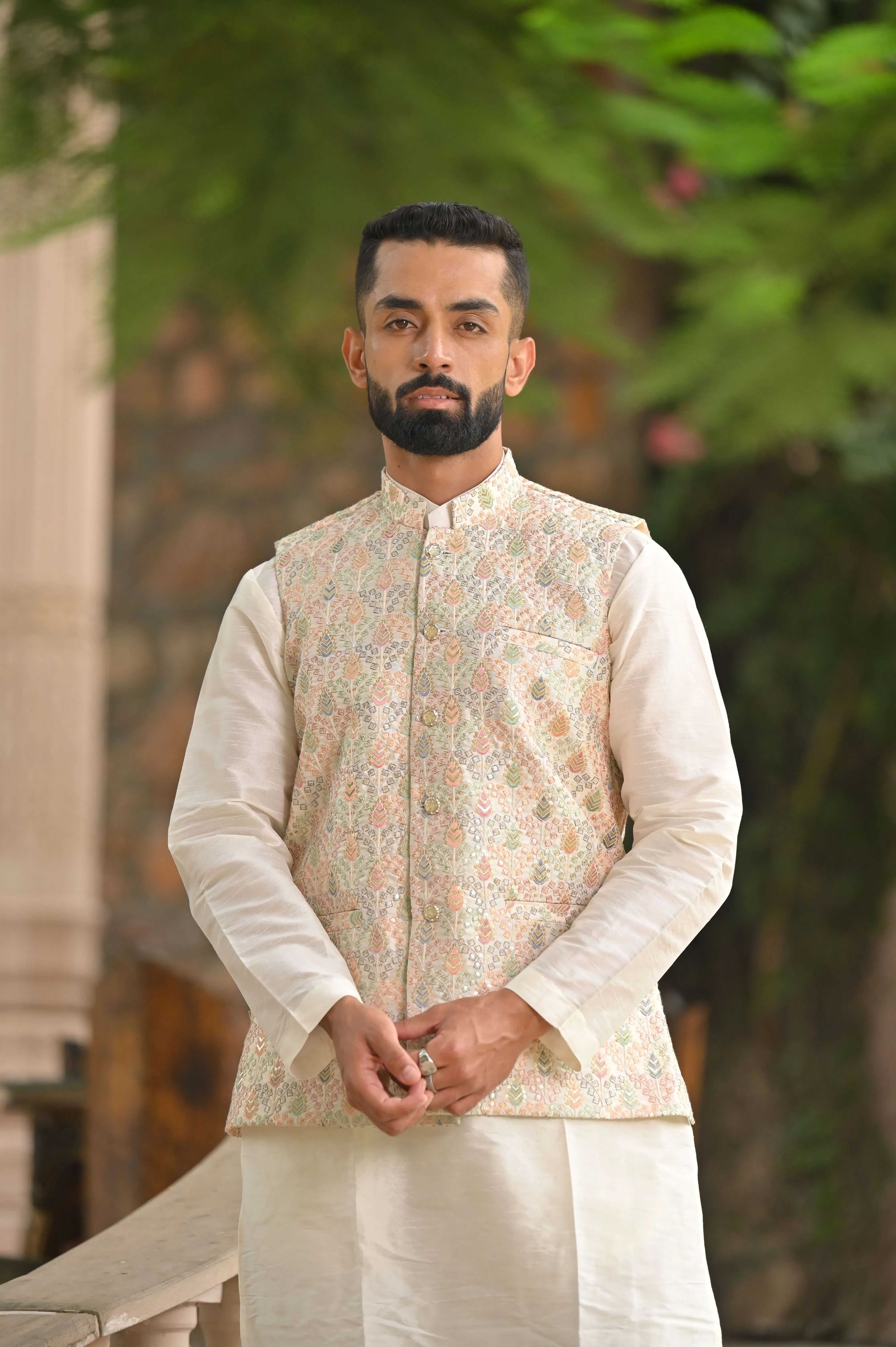 Ivory Opulence Kurta Vasket Set