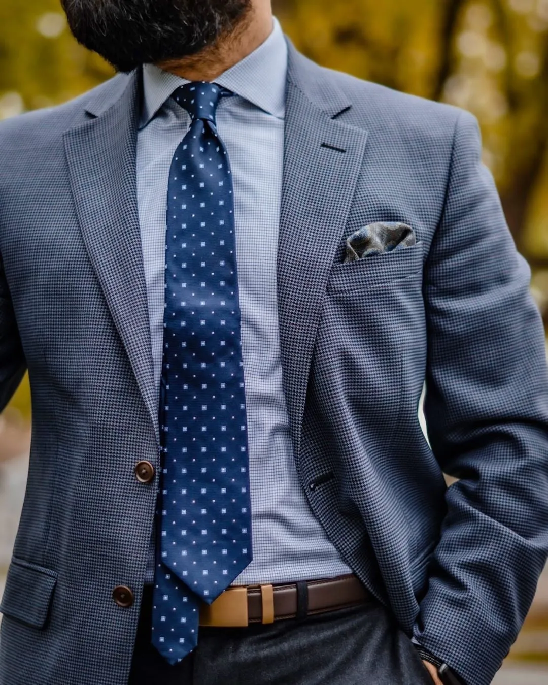 Shelton Abstract Silk Tie, Navy / Blue / Silver