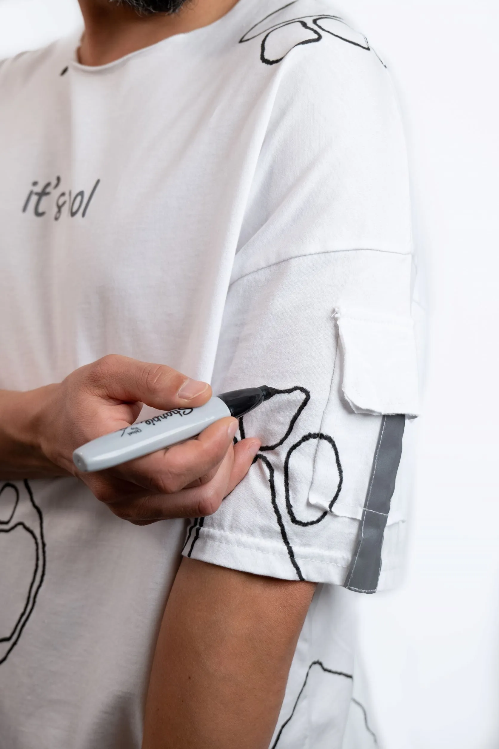 Unique white T-shirt, Isn`t that cool? | T4